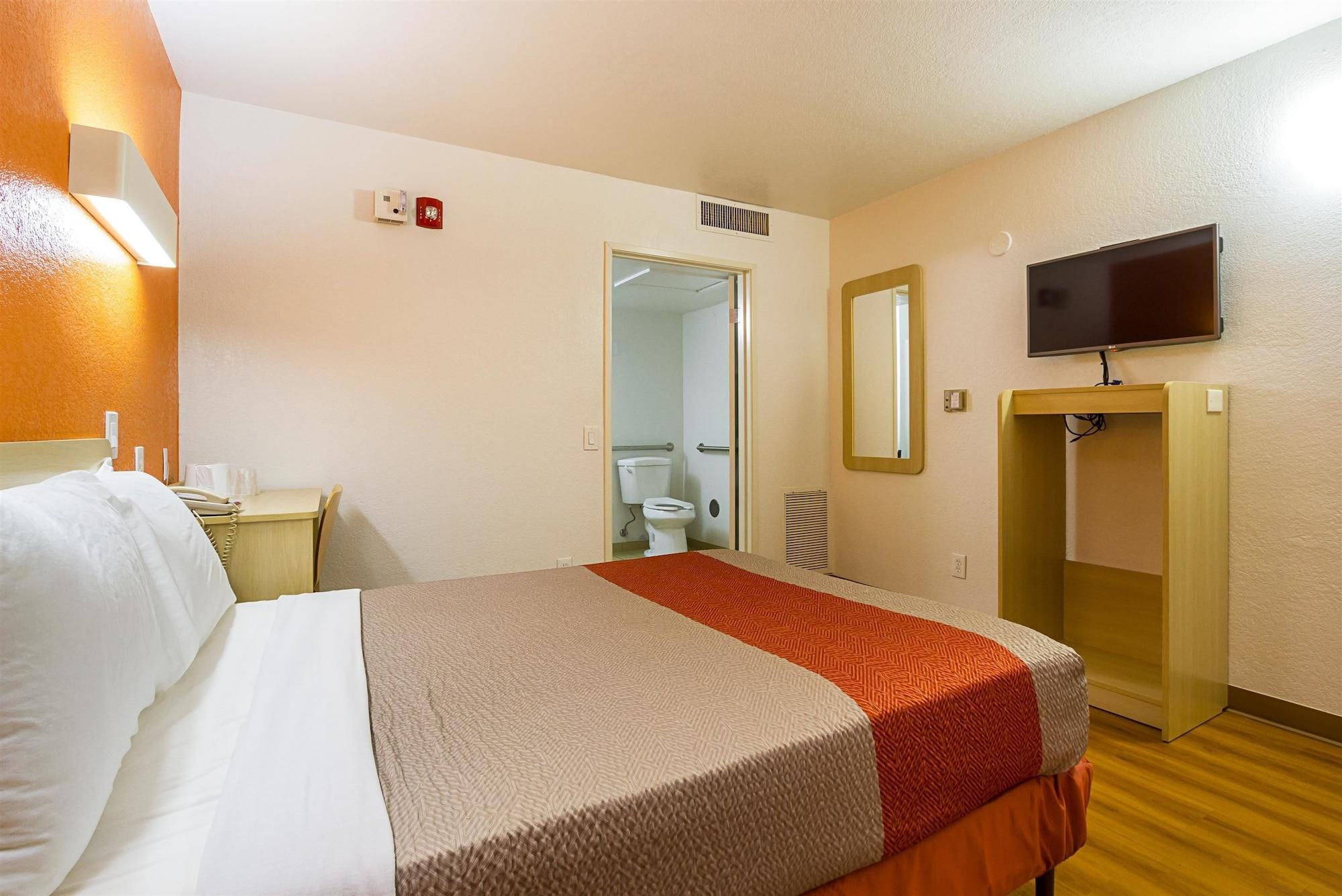 Motel 6 Mesa North Exterior photo